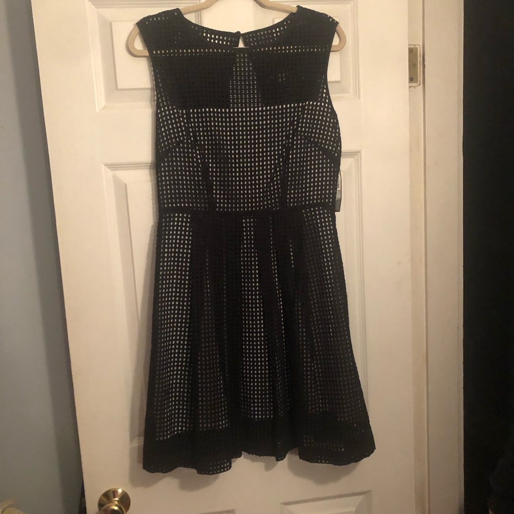 Tahari summer dress